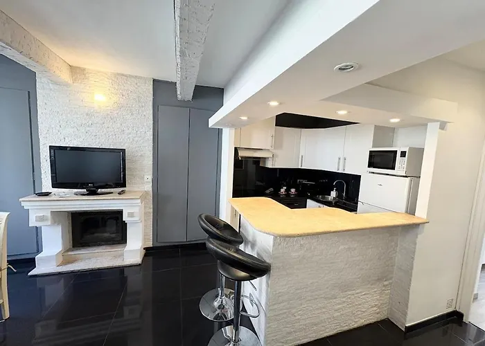 Veritable Cocon T3 Centre Historique شقة