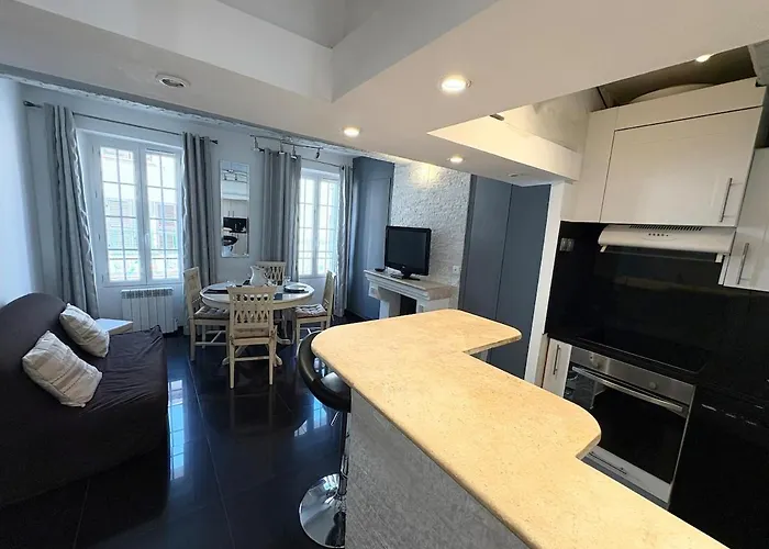 Veritable Cocon T3 Centre Historique شقة *